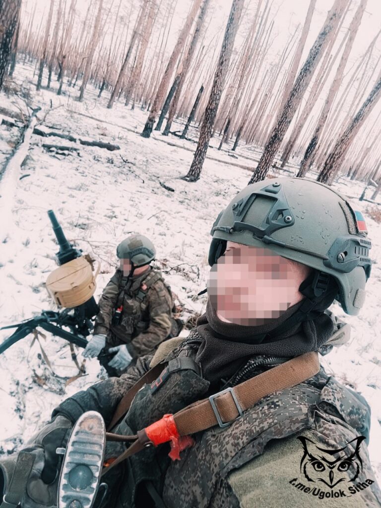 Бойцы ВС РФ на задании в зоне СВО