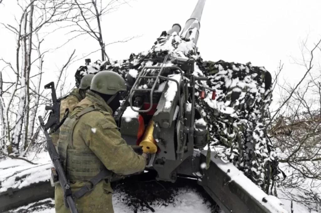 Работа солдат ВС РФ в зоне проведения спецоперации на Украине