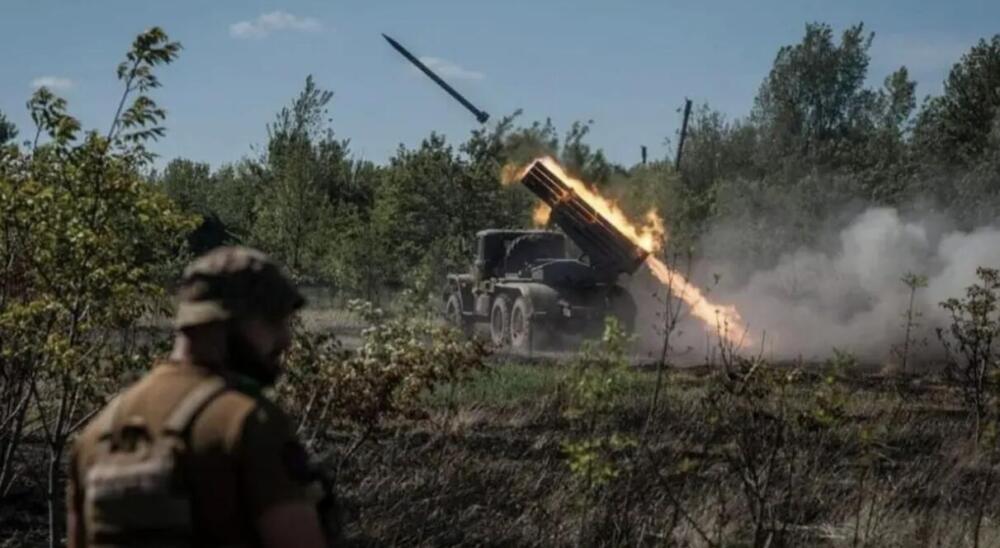 Последние новости с полей СВО по данным военных экспертов Юрия Подоляки и Михаила Онуфриенко. Хроника боевых действий с изменениями на карте спецоперации к полудню 16.03.2025